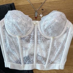 VTG lace bustier